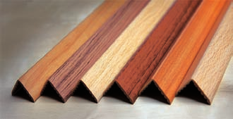 Odvetrávací ocranný pás Materiál: PVC Balenie 50-40 ks, 80-20 ks, 100-20 ks Farba Rozmer Katalóg.