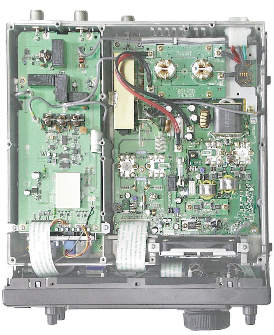 R0 HF bands output power adjustment Residual AM adjustment R 0 MHz band output power adjustment L L R MHz band output power