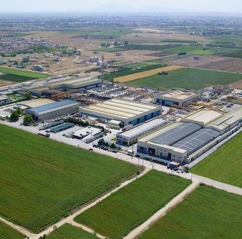 Βιομηχανικές & μεταλλικές κατασκευές / Εργοστάσιο Intrakat Εργοστάσιο μεταλλικών κατασκευών, Λάρισα, Κεντρική Ελλάδα Συνολική επιφάνεια 125,000 μ 3 Βιομηχανικές εγκαταστάσει ς 25,000 μ 3 Βαριές