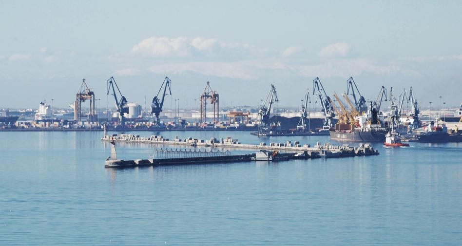 Αγκυροβολία Ελλιμενισμός Υδροδότηση Παροχή ηλεκτρικού ρεύματος- τηλεπικοινωνιών Διαχείριση αποβλήτων και καταλοίπων Ρυμούλκηση Εικόνα 2.