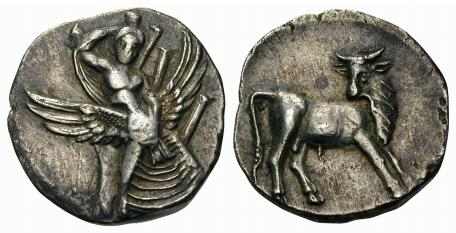 Νομίσματα Γόρτυνας Αργυρή Δραχμή Γόρτυνας, 2ος αι. π.χ., με κεφαλή του Δία και το Γόρτυ, οικιστή της Γόρτυνας.