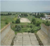 Inceperea lucrarilor - 1987 Tronson priza km 5,7 km: finalizat Tronsonul 5,7 50 km 35% - excavatii, betonare pe unele de canal si subtraversari 98% - poduri CF 93% - poduri DN, DJ si DC 85% -