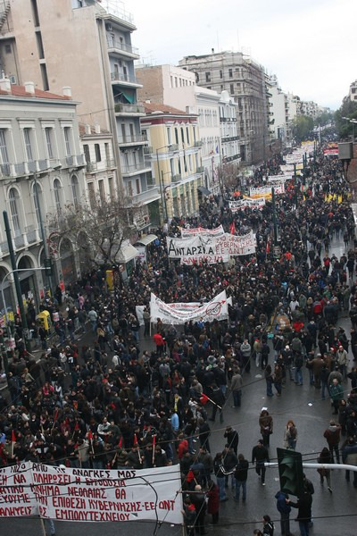3. Για τις Εκλογές Τα πολιτικά καθήκοντα των επαναστατών µαρξιστών στην περίοδο πριν τις εκλογές της 6 ης του Μάη είναι πολλαπλά.
