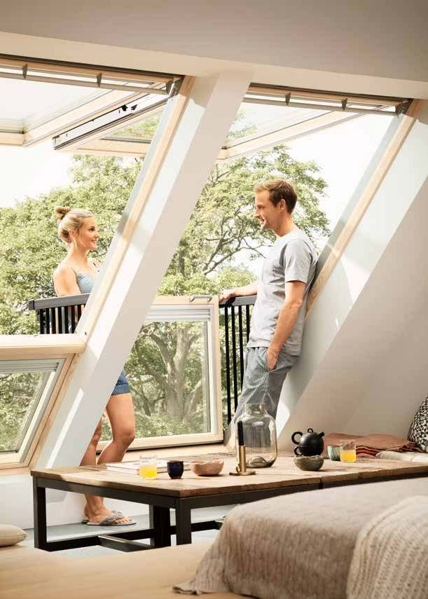 Strešný balkón Premium Cabrio GDL 3066 GP1/GP2 PK19 GP1/GP2 SK19 2472,- 2720,- Nová Generácia 2 veľkosti VELUX cabrio premení vaše strešné okno vpriebehu pár sekúnd na balkón, takže môžete vyjsť von