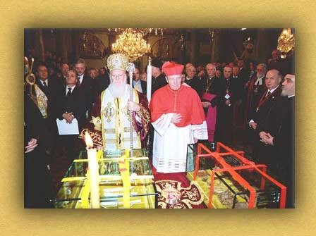 Στις 27 Νοεμβρίου 2004 ἡ Α. Θ. Παναγιότης, ο Οικουμενικός Πατριάρχης κ.