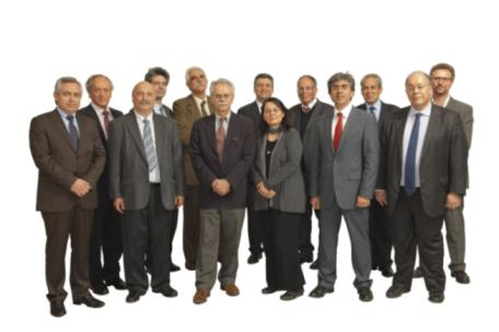 Επιστημονικό Συμβούλιο Το Επιστημονικό Συμβούλιο του 3 ου Διαγωνισμού απαρτίζεται από τους κ.κ: 1. Κωνσταντίνο Βαγενά, Καθηγητή Τμήματος Χημικών Μηχανικών, Πανεπιστήμιο Πατρών. 2.