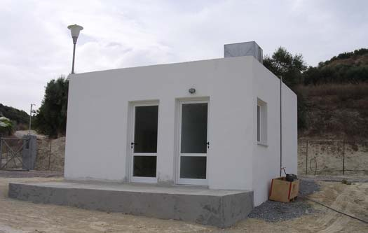 Υπάρχει επίσης η δυνατότητα να έχοµε παράκαµψη µόνο του τεχνητού υγροβιότοπου (αν αυτό χρειαστεί για επεµβάσεις µέσα στη λεκάνη του υγροβιότοπου). Εικόνα 13.