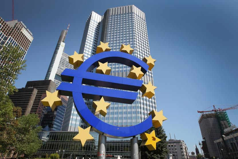Ευρωπαϊκή Κεντρική Τράπεζα ΡΟΛΟΣ: Διαχείριση του ευρώ, διαχείριση της σταθερότητας των τιμών και άσκηση της οικονομικής και νομισματικής πολιτικής ΠΡΟΕΔΡΟΣ: Μάριο