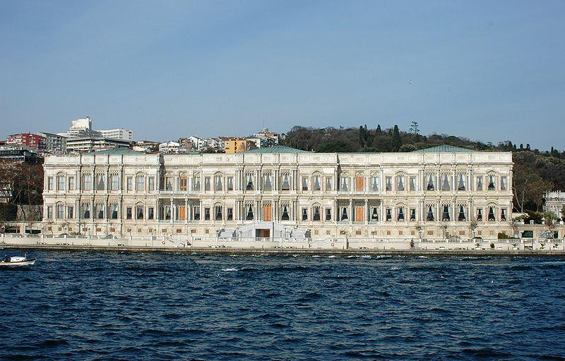 Παλάτι Çırağan (1863-1867) στην ευρωπαϊκή ακτή κατά τη