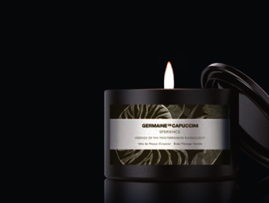 ΑΡΩΜΑΤΟΘΕΡΑΠΕΙΑ AROMΑTHERAPY Η αρωματοθεραπεία είναι η αρχαία επιστήμη ανεύρεσης του κατάλληλου αιθερίου ελαίου που με την εφαρμογή του βελτιώνουμε την υγεία, εξασφαλίζουμε ηρεμία, ευεξία και