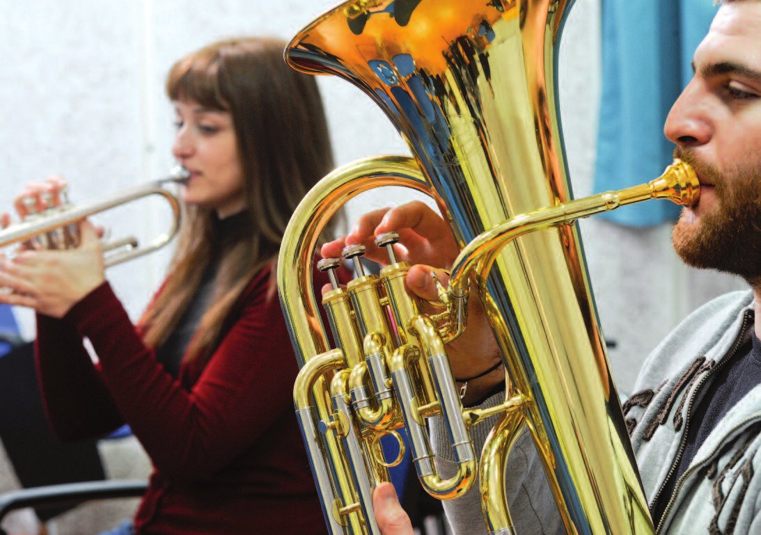 Μουσική Παιδαγωγική (Music Education) (18 ΜΗΝΕΣ, ΜΕΤΑΠΤΥΧΙΑΚO) Ο Κλάδος αποσκοπεί στην προσφορά ενός ολοκληρωμένου προγράμματος στη Μουσική Παιδαγωγική μέσα από την παροχή γνώσεων και την καλλιέργεια