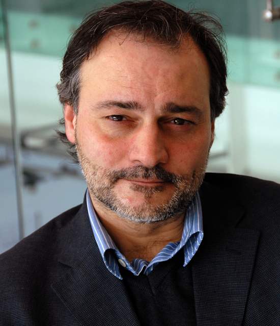 Marco Oreggia Ακαδηµαϊκό Προφίλ: Διπλωµατούχος γεωπόνος. Μέλος του Συλλόγου Γεωπόνων Ρώµης. Μέλος του Δηµοσιογραφικού Συλλόγου του Lazio.