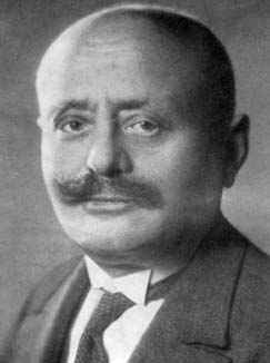 rieši otázku odvodei metódy hľdi Pytgorejských trojíc. Táto prác mu vyiesl ozčeie jeho osoby z jvýzmejšieho mtemtik, ktorý prispel k rozvoju teórie čísel v období od čis Dioft ž do 7.