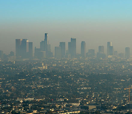 naturale 0,2 %. Cantitatea totala de CO 2 din atmosfera a crescut de la 1,29 ppm în perioada 1965 1985, la 1,5 ppm între 1985 şi1995.