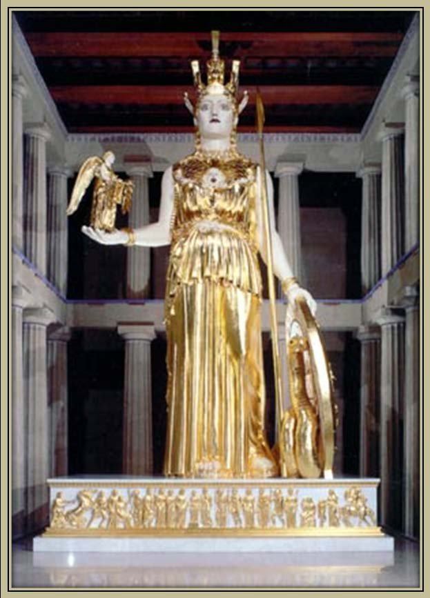 Χρυσελεφάντινο Άγαλμα Αθηνάς Παρθένου Στο ανατολικό διαμέρισμα του Παρθενώνα, στο μέσον της διώροφης κιονοστοιχίας, δέσποζε το χρυσελεφάντινο άγαλμα της Αθηνάς Παρθένου.