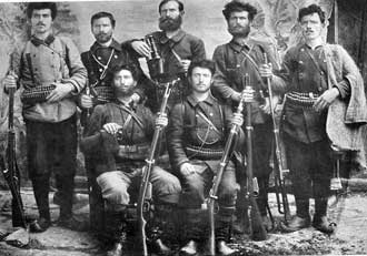 Ήδη η Σερβία από το 1830 είχε αποκτήσει την αυτονοµία της, ενώ αργότερα θα κερδίσουν την αυτονοµία ή την ανεξαρτησία τους (µε τη βοήθεια της