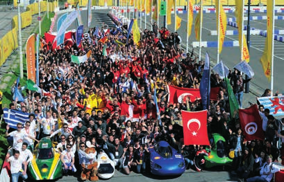 Aj preto rastie popularita súťaží, na ktorých si merajú sily študenti z rôznych technických univerzít. Obľúbené sú najmä preteky automobilov.