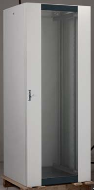 Linkeo 19" stojanové rozvádzače rozvádzače flat pack 6 464 03 6 464 30 6 465 01 6 465 20 6 465 50 6 465 06 Bal. Obj. č. Ventilačné dosky 6 463 22 Technické a inštalačné charakteristiky str.