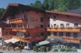 hotela. Hotel ima zatvoreni bazen, saunu, parnu kupelj, fitness, igraonicu, masaæu, solarij, bilijar, pikado, dnevni bar i ugao za Ëitanje novina.