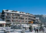 Udaljenost od æiëare: 1 km od Alpe Cermis, 10 km od Pampeago-Obereggen. Stanica besplatnog ski busa na 10 m.