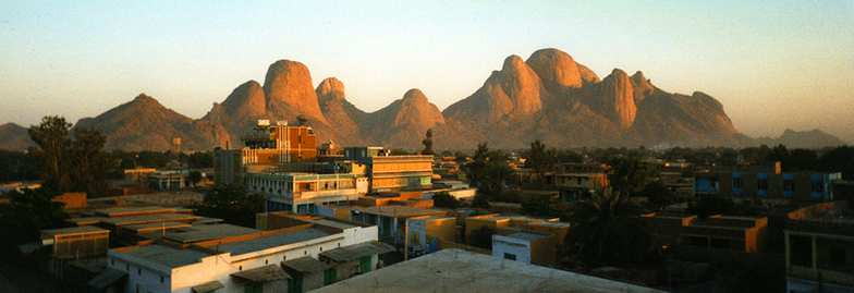 Επέκταση στην Ερυθραία 8η ΗΜΕΡΑ: ΧΑΡΤΟΥΜ - ΚΑΣΣΑΛΑ Σήµερα το πρωί θα αναχωρήσουµε για το ανατολικό Σουδάν και τη συνοριακή µε το Κράτος της Ερυθραίας πόλη Κάσσαλα.