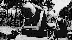 Pioniri IC snimanja 1958-1963 (kompanije AGA i Bofors) Današnja IC kamera firme FLIR IC kamera uzima u obzir koeficijent emisije, udaljenost objekta, temperaturu okoline, te sve te podatke obrađuje u