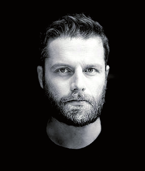 Oli Sansom Θέμα: Θέλω να παραμείνω δημιουργικός.