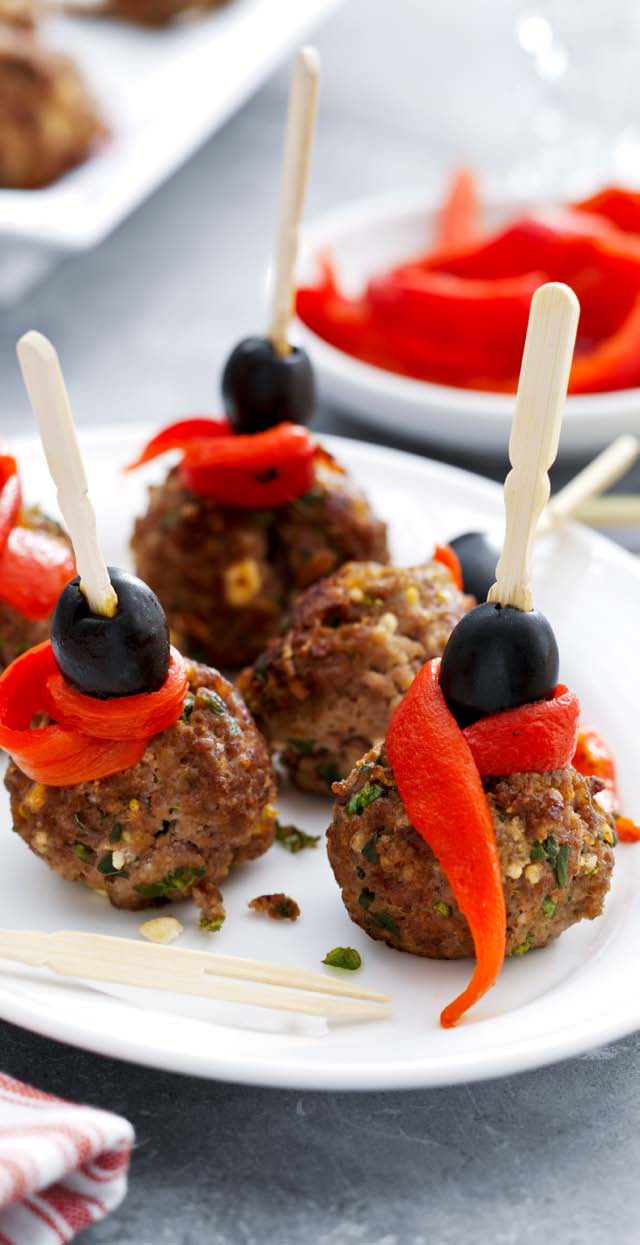 Meatballs with Feta Beyaz Peynirli Köfte Κεφτεδάκια με φέτα Fingerfood Ordövrler Ορεκτικά Each portion contains Bir porsiyon şunları içerir Κάθε μερίδα περιέχει 210 kj/50 kcal 210 kj/50 kcal 210