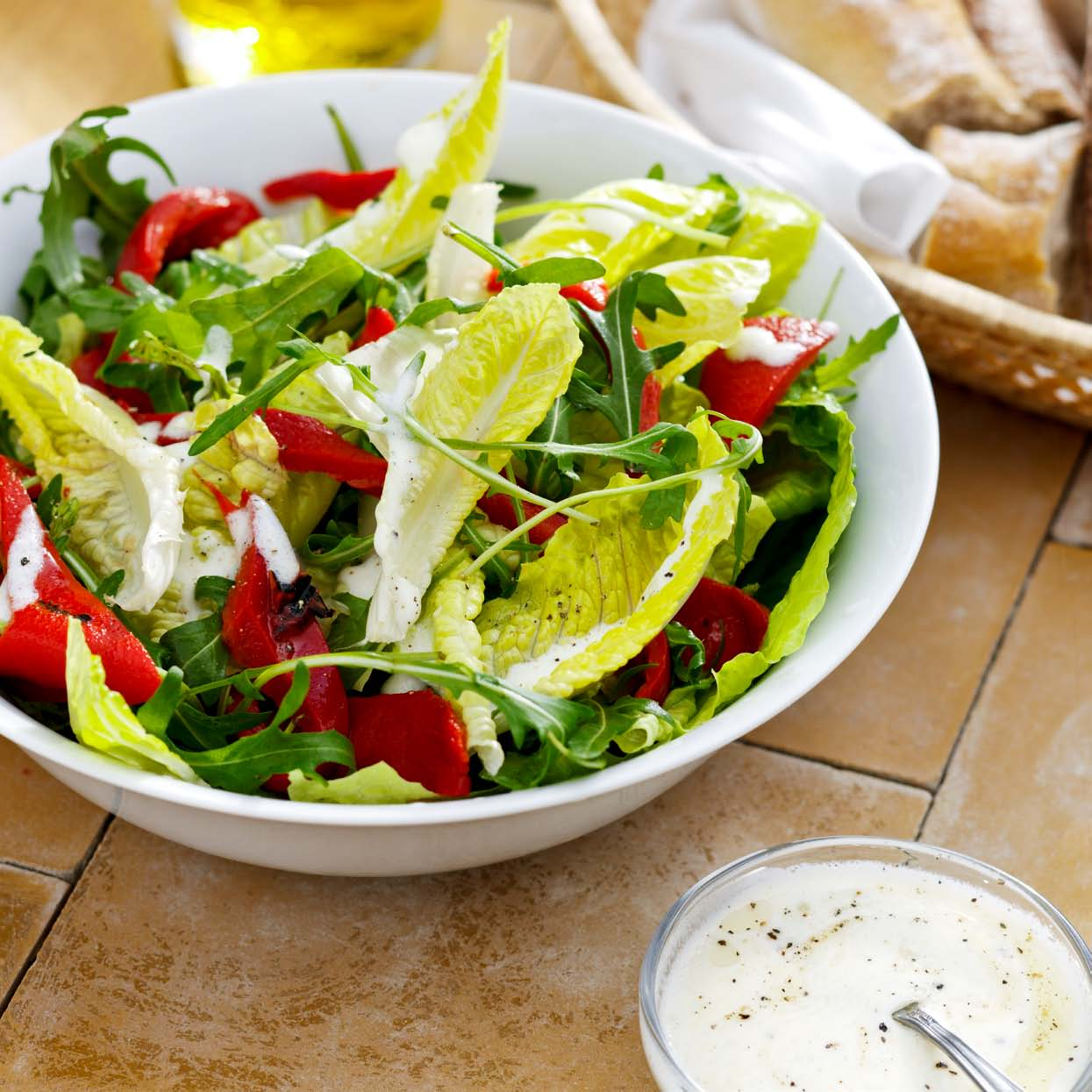 Fruit & Vegetables Green Salad with Roasted Pepper Side dish - 4 por tions 15 minutes + 10 minutes airfr yer 1 red bell pepper 1 tablespoon lemon juice 3 tablespoons yoghurt 2 tablespoons olive oil