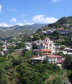 Β. ΤΙΜΟΛΟΓΗΣΗ ΕΚΤΟΣ ΚΥΒΕΡΝΗΤΙΚΩΝ ΥΔΑΤΙΚΩΝ ΈΡΓΩΝ (ΝΕΡΟ ΥΔΡΕΥΣΗΣ) Στις περιοχές που δεν εξυπηρετούνται από την παροχή νερού ύδρευσης από τα ΚΥΕ, προτείνονται τα παρακάτω: Οι Δήμοι και οι Κοινότητες