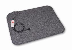 Elektrické podlahové vykurovanie HAKL EVK koberec Elektrický vykurovací koberec HAKL EVK je vždy suchý a ľahko čistiteľný produkt, ktorý zabraňuje vlhkosti dostať sa na dlážku a udržuje vaše nohy v