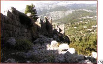 Αναμφισβήτητα η ακρόπολη του Γυφτόκαστου αποτελούσε το μεγαλύτερο αρχαίο φρούριο στην Αττική και ήταν θέση με μεγάλη στρατηγική σημασία πάνω στο δρόμο, που συνέδεε την Αθήνα, Ελευσίνα και τη Θήβα.