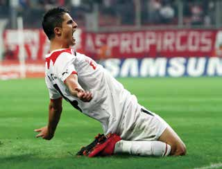 δρόμο για τη νίκη του Ολυμπιακού με 3-0.