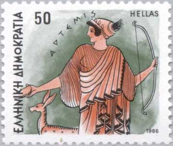 εμφανίζεται κάποιος Αθηναίος, που θαυμάζει την ισορροπία του πολιτεύματος της Σπάρτης, το οποίο συνδυάζει τόσο αρμονικά τη βασιλεία με τη γερουσία, τους Εφόρους και την Απέλλα.