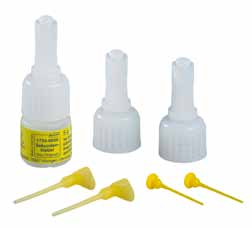 1733 G Odourless Concret High viscosity Liquicol Low viscosity 1733 2500 11 1722 0020 100 1732 0020 1,3 Άοσμη ειδική κόλλα για κόλληση που έπηξε πρόσφατα (περίπου σε 5 6 ώρες αφού ρίχτηκε το
