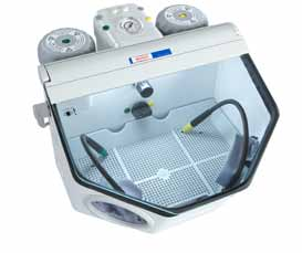 2958 0250 Πρόσθετο δοχείο 70 250 μm 230 V Basic master Κορυφαία αμμοβολή με έως 2 δοχεία Ακριβείς διαδικασίες εργασίας και τεράστια οικονομία με τον ειδικό μικτό θάλαμο της Renfert Μεγάλος θάλαμος