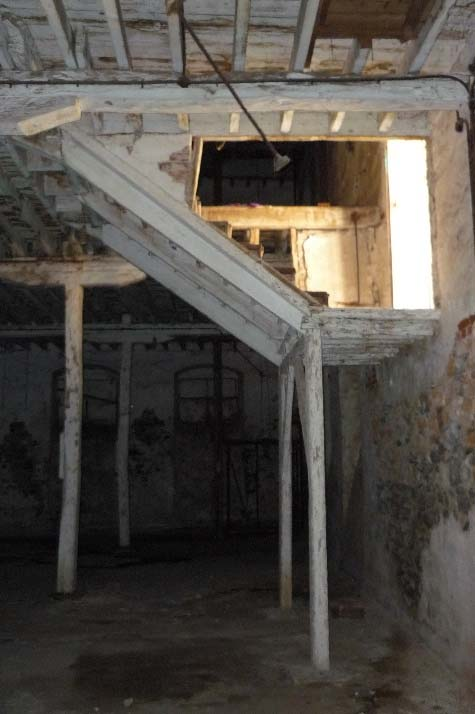 ισόγειο (βλ. Εικ. 41).