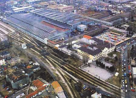 Mašinska industrija Niš osnovana je 1884. godine i danas je to savremeno organizovana Holding korporacija sa skoro četiri hiljade zaposlenih.