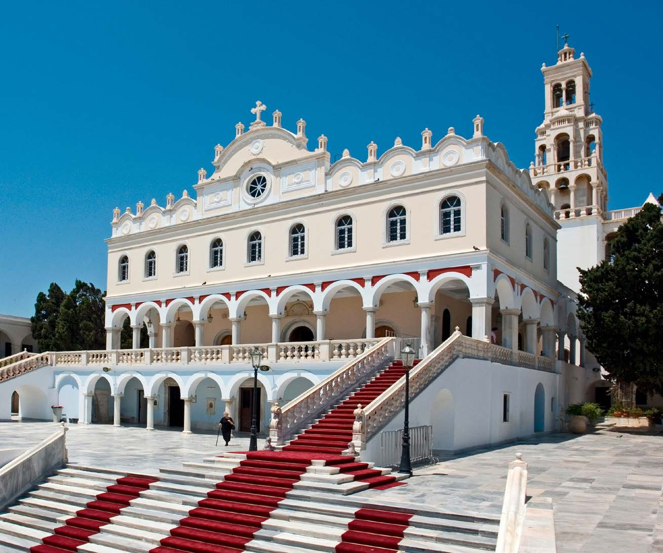 ΚΑΤΑΝΥΚΤΙΚΗ ΤΗΝΟΣ 4,5ΜΕΡΕΣ 1η Μέρα θεσσαλονικη - ΡΑΦΗΝΑ - ΤΗΝΟΣ Αναχώρηση από το γραφείο μας νωρίς το πρωί και άφιξη στο λιμάνι της Ραφήνας. Επιβίβαση στο πλοίο και απόπλους για την Τήνο.