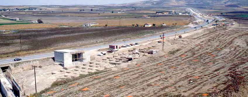ρχαιολογικός χώρος ερινού - Archaeological site of Aerino Οικισμός πρώιμης και μέσης εποχής χαλκού - Settlement of the early and middle bronze age Επισκέψιμοι θολωτοί τάφοι μυκηναϊκής και