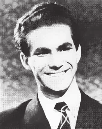 Ακολούθησε σειρά βραβείων, όπως το First Great Prize στο Διεθνή Διαγωνισμό της Γενεύης, το Grand Prix στο Διεθνή Διαγωνισμό Marguerit Long στο Παρίσι, το First Great Prize στο Διεθνή Διαγωνισμό του