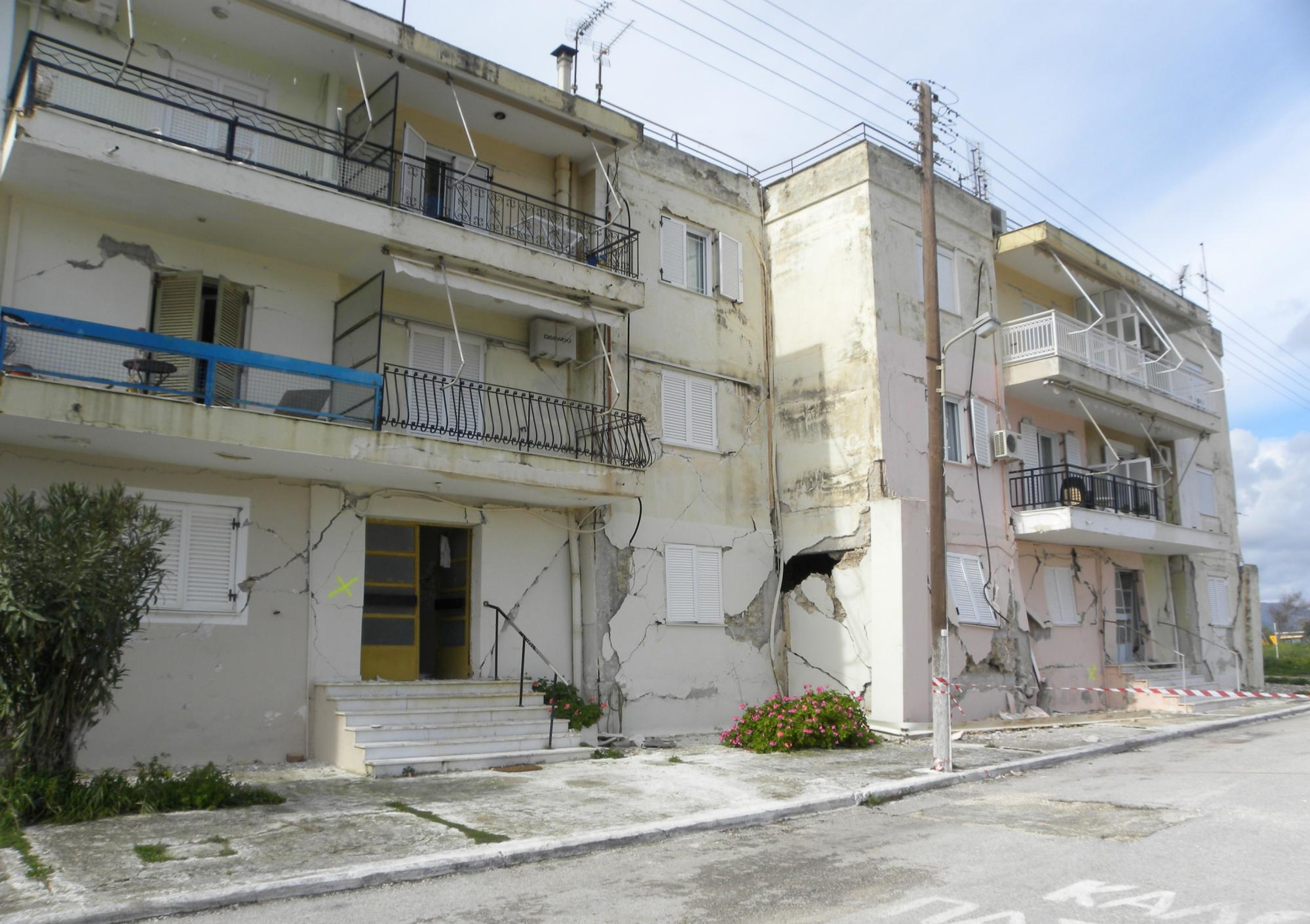 Σεισμική συμπεριφορά δημοσίων κτιρίων