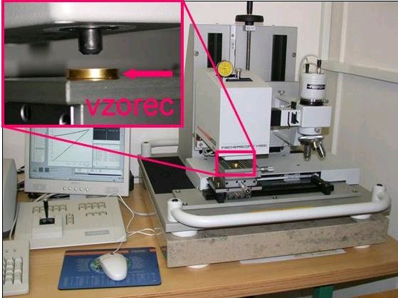 Slika 15: Merilnik nanotrdote Fisherscope 13 Na sliki 16 imamo na grafu predstavljene mikrotrdote dvoplastnih tankih plasti po pregrevanju. Tanki plasti Cr-Fe se trdota po pregrevanju ne spremeni.