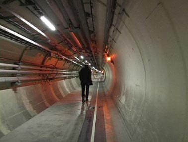 THE CERN. Walking for art's sake, 2005 The man who compared himself to a proton!