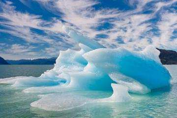 Παγετώνες Σερράνο & Μπαλµατσέντα ύο από τους πιο εντυπωσιακούς παγετώνες στο Εθνικό Πάρκο O Higgins.