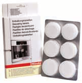 objem 250 ml obj. č.: 7007000 Vďaka prirodzenému citrónovému oleju, ktorého vôňa je identická s prírodnou vôňou, zabraňuje nepríjemnému zápachu z umývačky. Vystačí na 50 umývacích cyklov. obj. č.: 7006950 Čistiaci prostriedok na sklokeramické varné dosky a nerezové povrchy Odstraňuje odolnú nečistotu z tukov a pripečené okraje.