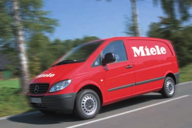 Služby zákazníkom Vlastný servis Firma Miele používa sieť vlastných servisných technikov.