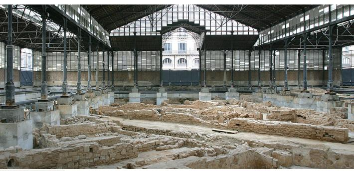 3. Στρατηγικός Σχεδιασμός Πόλεων Εικόνα 3-15: Αρχαιολογικά ευρύματα εντός της Αγοράς Mercat del Born (1876) Πηγή: El centre de cultura i memòria 54 Αν και το παραπάνω έργο κατατάσσεται στην αστική