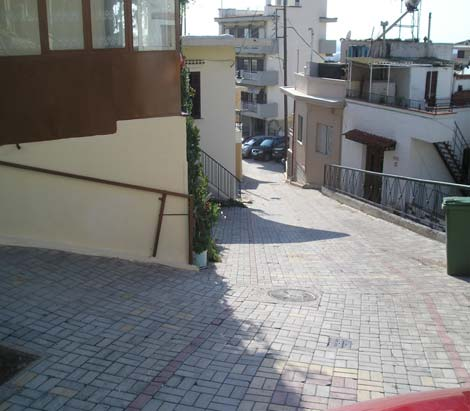 Για τη μείωση της ταχύτητας σε γειτονιές και οδούς μικρής κυκλοφορίας σε οδούς της πόλης και κυρίως στην Άνω Πόλη, αλλά και σε