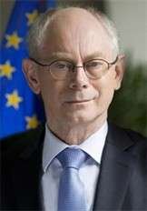 Πρόεδρος: Herman Van Rompuy Το Ευρωπαϊκό Συμβούλιο εκλέγει τον πρόεδρό του με ειδική πλειοψηφία για δυόμισι έτη, η δε θητεία του είναι άπαξ